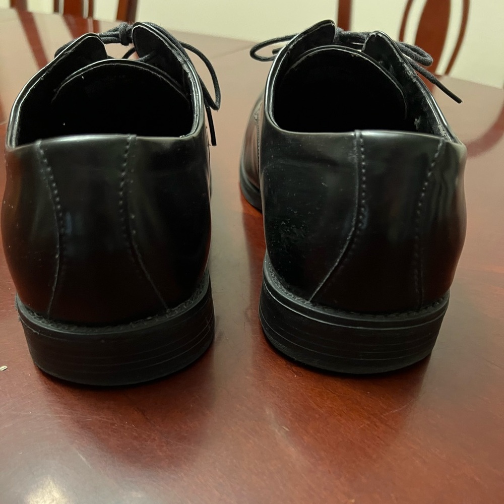Kenneth Cole Reaction Shoes